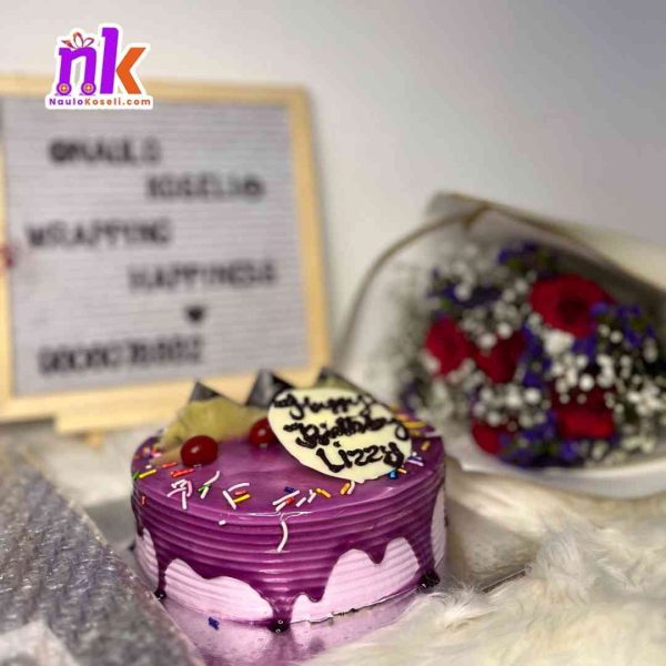 Blueberry Cake with Rose Bouquet